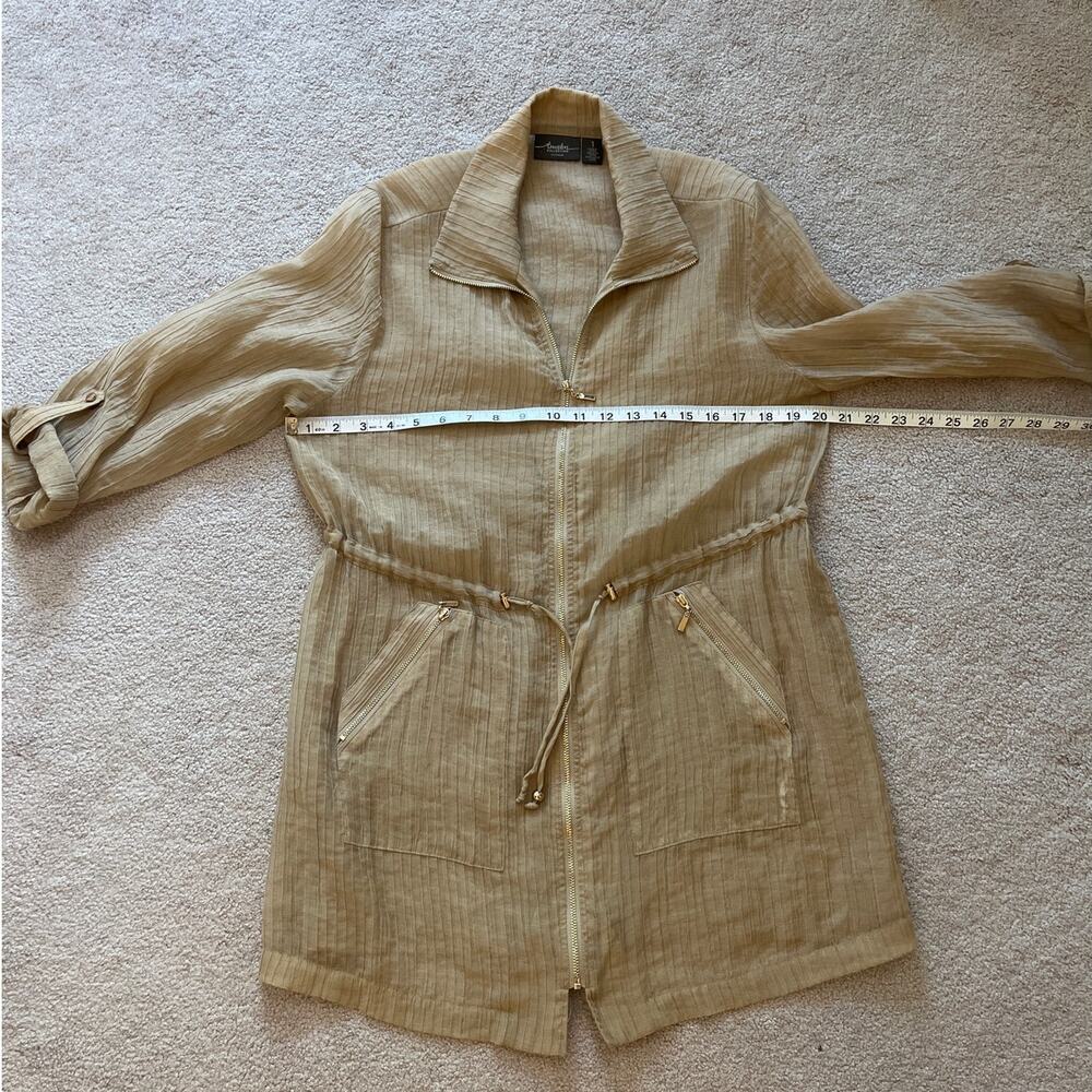 Chico's Travelers Sheer Roll Tab Sleeve Lightweight Zip Jacket Tan Size 1 Medium - Picture 4 of 5